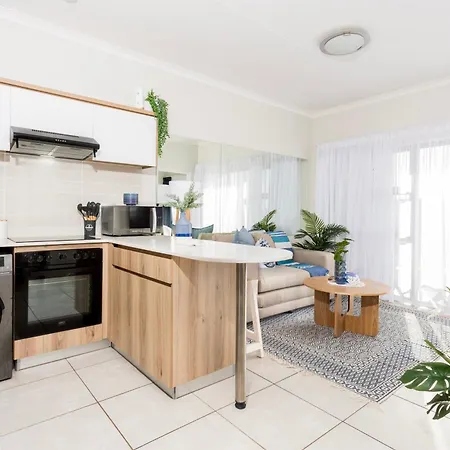 Ballito Hills Getaway- Stylish 1-Bedroom Escape Exterior photo